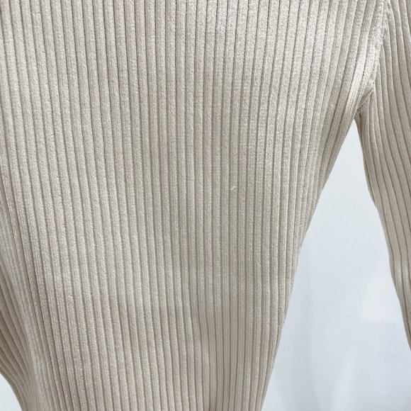 99% NEW ARITZIA Babaton Sculpt Knit Tie Back Sweater in Matte Pearl - Picture 6 of 7